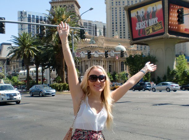 Victoria in Las Vegas (c) Pommietravels.com