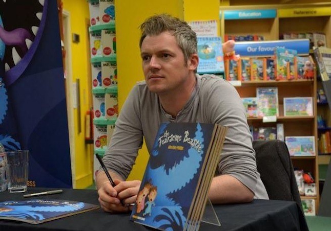 Giles Paley-Phillips signing autographs  (c) thepositive.com